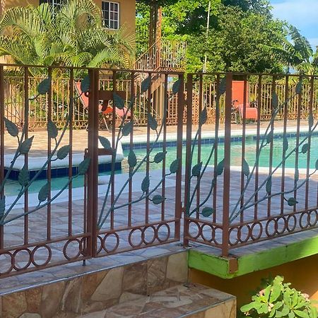 Montego Bay, Ironshore Luxury Studio Exterior foto